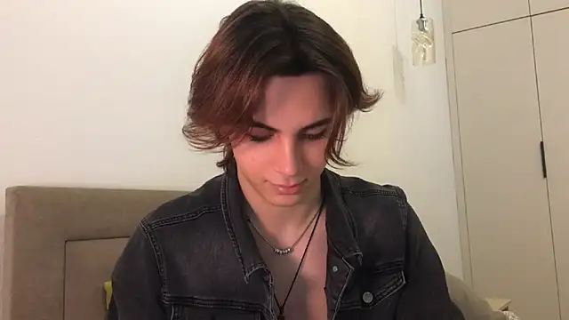 Snapshot of k0sta_ chatting on January 2025 08:54:01 PM k0sta online show from January 2025 08:54:01 PM