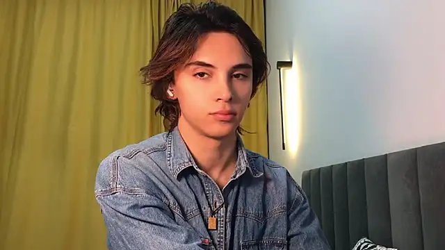 Snapshot of k0sta_ chatting on January 2025 12:07:02 PM k0sta online show from January 2025 12:07:02 PM