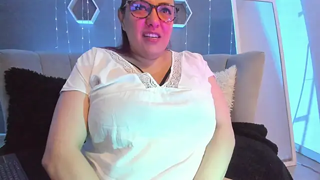 Sammy owens  online show from March 2025 12:30:02 PM