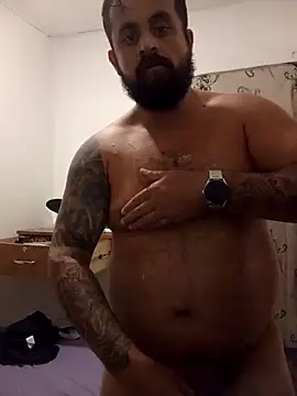 Snapshot of BarbudoSP35 chatting on April 2026 03:31:02 AM BarbudoSP35 online show from April 2026 03:31:02 AM