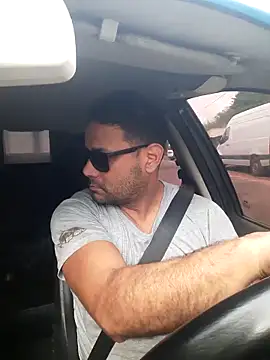 hecwil8 online show from October 2025 12:04:02 PM