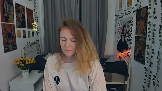 Snapshot of Asha_Glooom chatting on October 2025 09:36:01 PM Asha Glooom online show from October 2025 09:36:01 PM