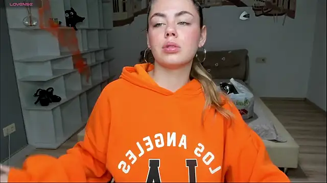 IsabellaBler online show from October 2025 06:54:01 AM