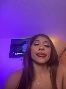 Snapshot of canela_10 chatting on June 2026 12:02:02 AM canela 10 online show from June 2026 12:02:02 AM