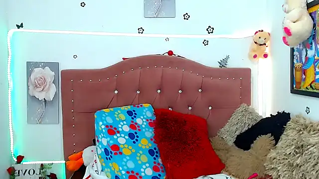 Snapshot of AngeDrty chatting on January 2025 04:48:01 PM AngeDrty online show from January 2025 04:48:01 PM