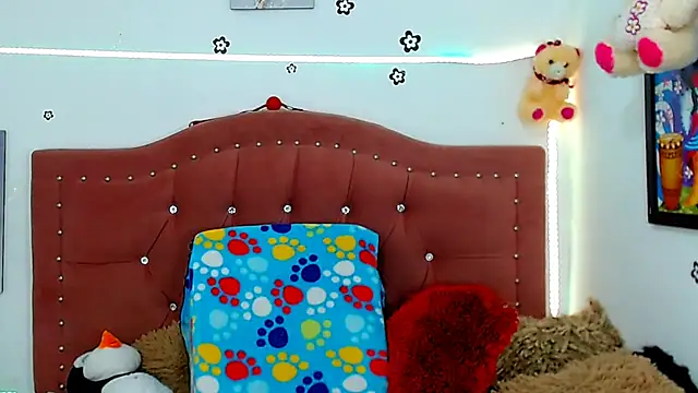 Snapshot of AngeDrty chatting on January 2025 02:58:02 AM AngeDrty online show from January 2025 02:58:02 AM