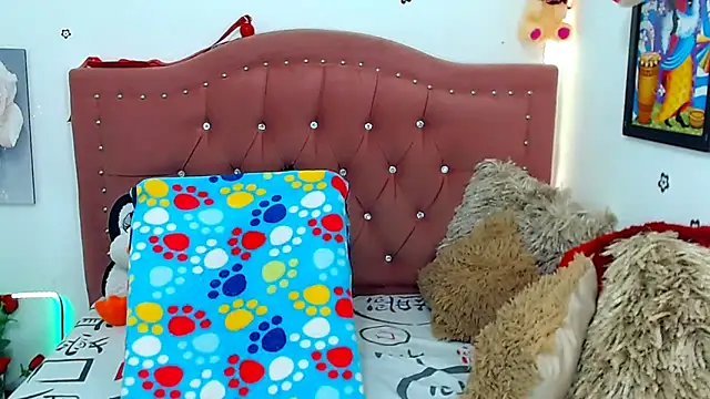 Snapshot of AngeDrty chatting on January 2025 06:36:02 PM AngeDrty online show from January 2025 06:36:02 PM