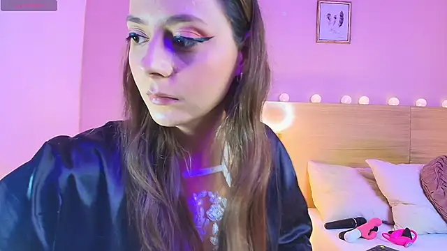 Keidancee online show from November 2025 08:43:01 PM