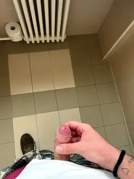 Snapshot of Diegodaddy01 chatting on September 2025 02:40:02 PM Diegodaddy01 online show from September 2025 02:40:02 PM