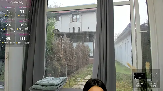 Snapshot of Selena_Reeves chatting on January 2025 10:20:02 AM Selena Reeves online show from January 2025 10:20:02 AM