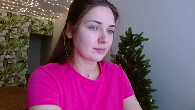 Snapshot of Olivia_shine chatting on December 2024 06:11:01 AM Olivia shine online show from December 2024 06:11:01 AM
