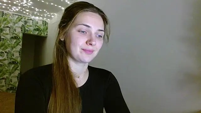 Snapshot of Olivia_shine chatting on December 2024 05:20:01 AM Olivia shine online show from December 2024 05:20:01 AM