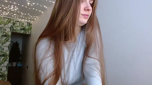 Snapshot of Olivia_shine chatting on January 2025 06:09:01 AM Olivia shine online show from January 2025 06:09:01 AM
