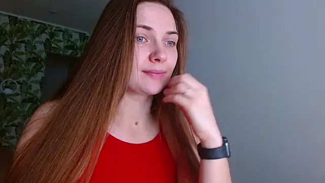 Snapshot of Olivia_shine chatting on January 2025 05:30:01 AM Olivia shine online show from January 2025 05:30:01 AM