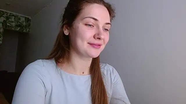 Snapshot of Olivia_shine chatting on January 2025 05:30:01 AM Olivia shine online show from January 2025 05:30:01 AM