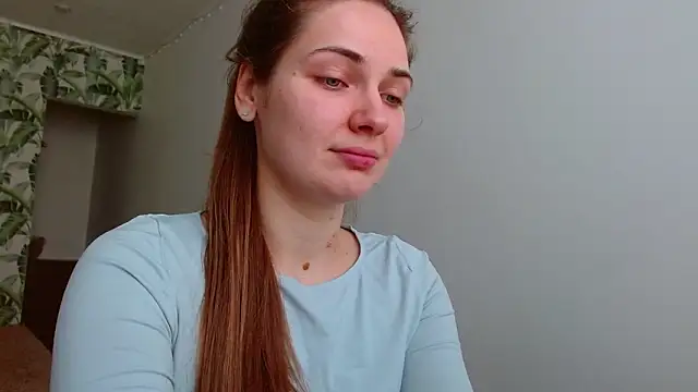 Snapshot of Olivia_shine chatting on February 2025 05:31:01 AM Olivia shine online show from February 2025 05:31:01 AM