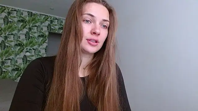 Snapshot of Olivia_shine chatting on October 2025 04:22:01 AM Olivia shine online show from October 2025 04:22:01 AM