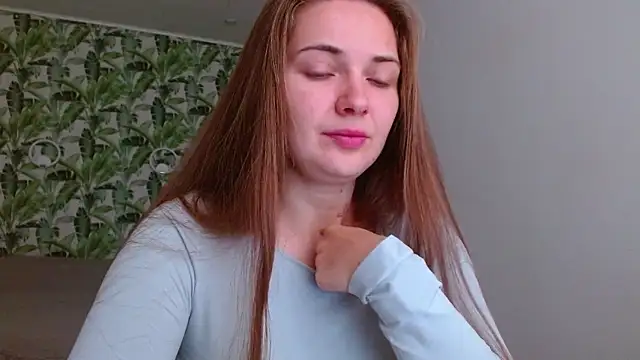 Snapshot of Olivia_shine chatting on October 2025 04:24:01 AM Olivia shine online show from October 2025 04:24:01 AM