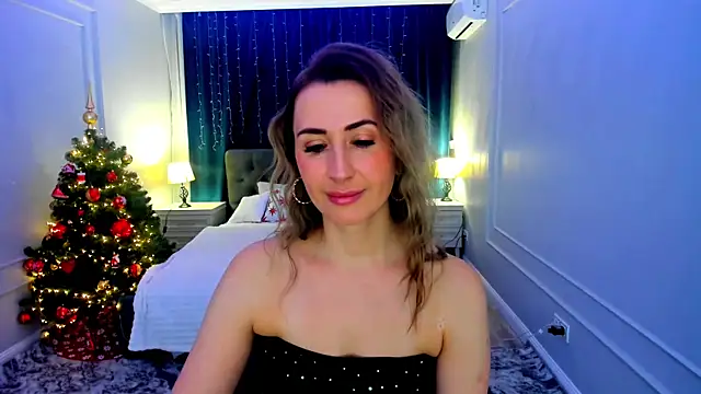 Snapshot of PassionGlow chatting on January 2026 03:42:02 AM PassionGlow online show from January 2026 03:42:02 AM