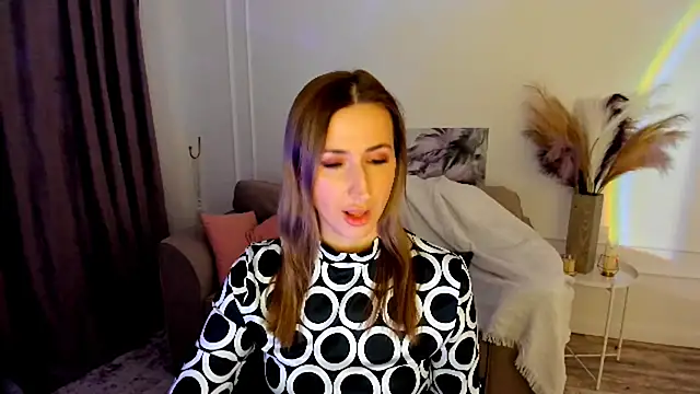 Snapshot of PassionGlow chatting on January 2026 03:32:01 AM PassionGlow online show from January 2026 03:32:01 AM