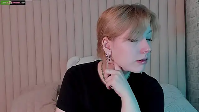 RachelCart online show from November 2025 03:06:01 AM