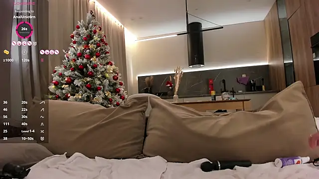 Snapshot of _Monic_ chatting on January 2025 08:18:01 PM  Monic  online show from January 2025 08:18:01 PM