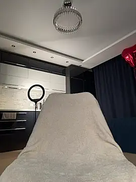 Snapshot of _Monic_ chatting on March 2026 05:24:02 PM Monic online show from March 2026 05:24:02 PM