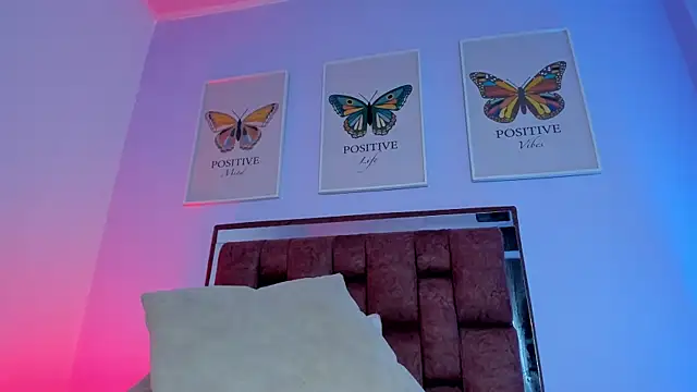 amysc online show from January 2025 12:27:01 AM