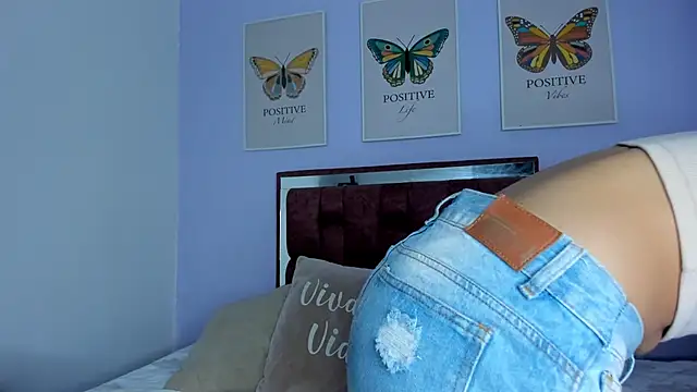 amysc online show from January 2025 01:04:02 PM