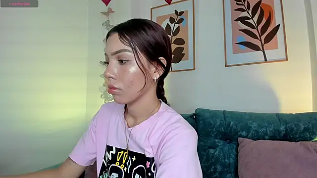 amysc online show from March 2025 01:53:02 PM