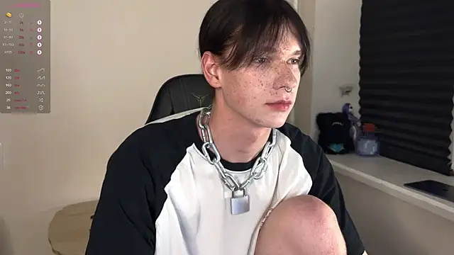 carthylovvve online show from October 2025 06:43:01 PM