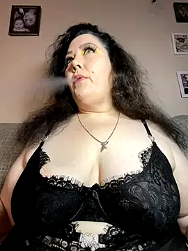 fatfabulous1981 online show from January 2026 12:24:01 AM