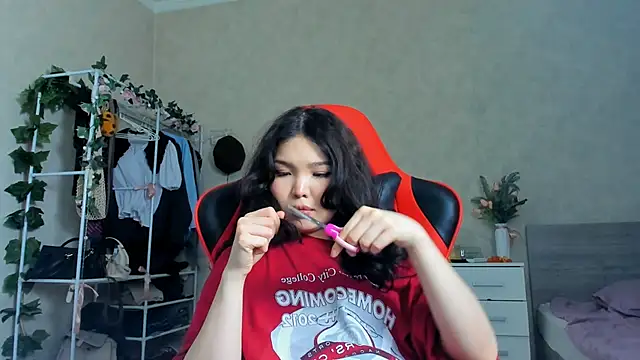 wastforu online show from February 2025 02:04:02 PM