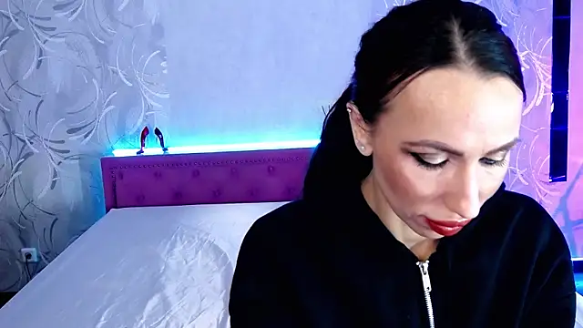 Snapshot of MeganLuxstar chatting on April 2026 02:27:02 AM MeganLuxstar online show from April 2026 02:27:02 AM
