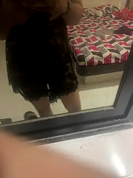 Snapshot of hornyguy271192 chatting on November 2025 06:10:01 PM hornyguy271192 online show from November 2025 06:10:01 PM