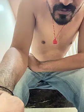 Snapshot of hornyguy271192 chatting on December 2025 06:24:02 PM hornyguy271192 online show from December 2025 06:24:02 PM