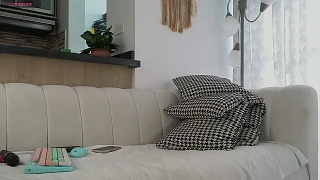 Victoria-Harper online show from February 2026 01:49:01 PM