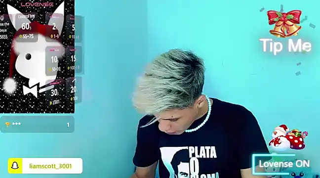 Snapshot of Liamscott_ chatting on December 2024 07:29:02 AM Liamscott online show from December 2024 07:29:02 AM