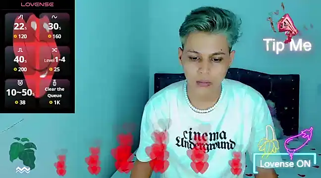 Snapshot of Liamscott_ chatting on January 2025 03:47:01 AM Liamscott online show from January 2025 03:47:01 AM