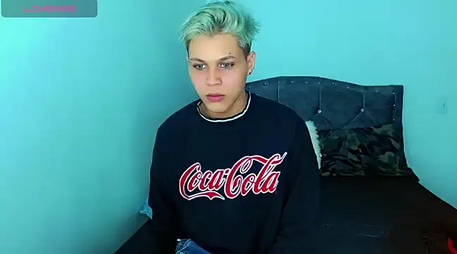 Snapshot of Liamscott_ chatting on January 2025 04:26:01 AM Liamscott online show from January 2025 04:26:01 AM