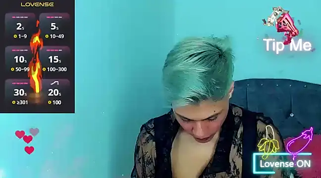 Snapshot of Liamscott_ chatting on February 2025 02:03:02 AM Liamscott online show from February 2025 02:03:02 AM