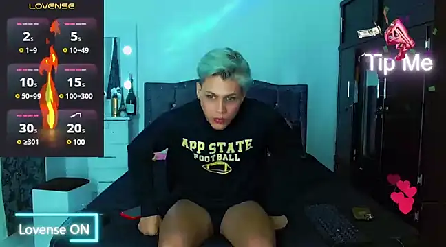 Snapshot of Liamscott_ chatting on February 2025 04:03:02 AM Liamscott online show from February 2025 04:03:02 AM