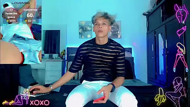 Snapshot of Liamscott_ chatting on September 2025 08:31:01 PM Liamscott online show from September 2025 08:31:01 PM