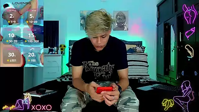 Snapshot of Liamscott_ chatting on October 2025 09:34:01 PM Liamscott online show from October 2025 09:34:01 PM