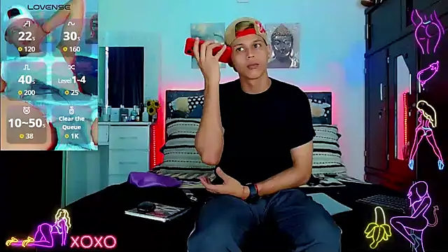 Snapshot of Liamscott_ chatting on October 2025 09:23:01 PM Liamscott online show from October 2025 09:23:01 PM