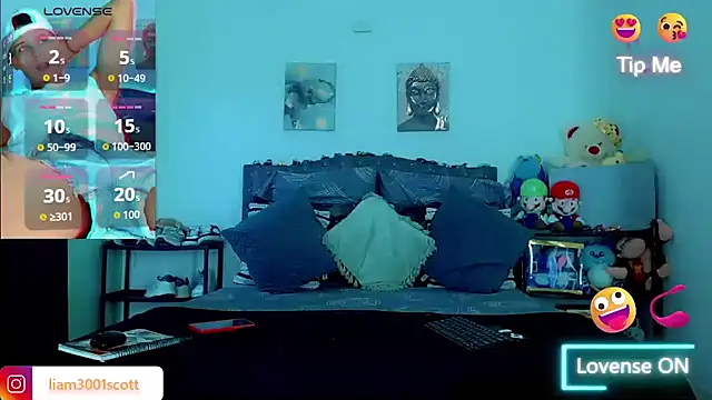 Snapshot of Liamscott_ chatting on November 2025 07:15:01 PM Liamscott online show from November 2025 07:15:01 PM