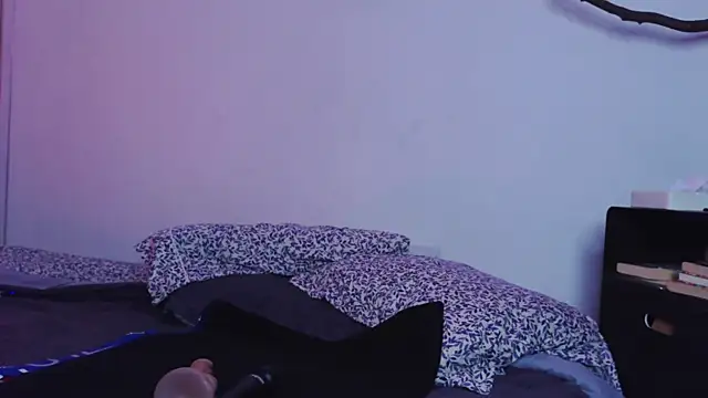 purple em69 online show from September 2025 05:31:01 AM