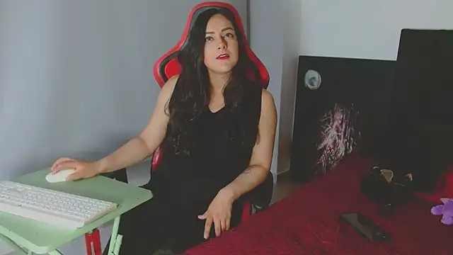 Snapshot of Noamartin_ chatting on March 2026 01:45:01 AM Noamartin online show from March 2026 01:45:01 AM