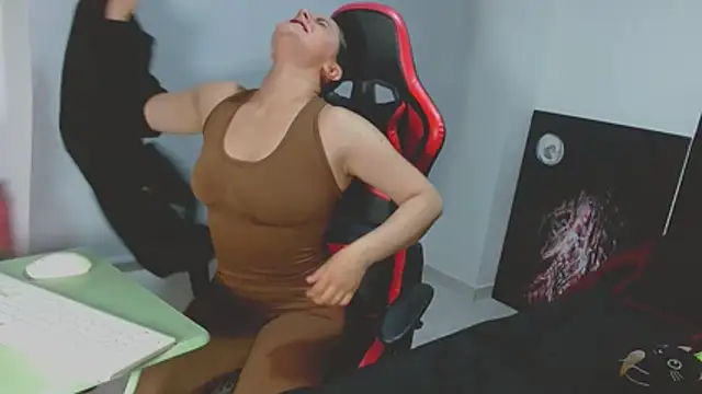 Snapshot of Noamartin_ chatting on April 2026 11:38:01 PM Noamartin online show from April 2026 11:38:01 PM