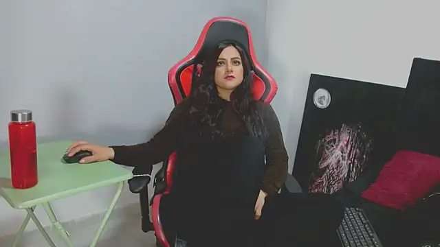 Snapshot of Noamartin_ chatting on April 2026 03:43:02 AM Noamartin online show from April 2026 03:43:02 AM